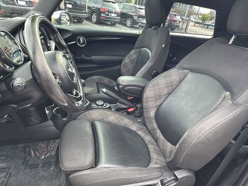 Used 2015 MINI Cooper 2-Door Hardtop FWD image 10
