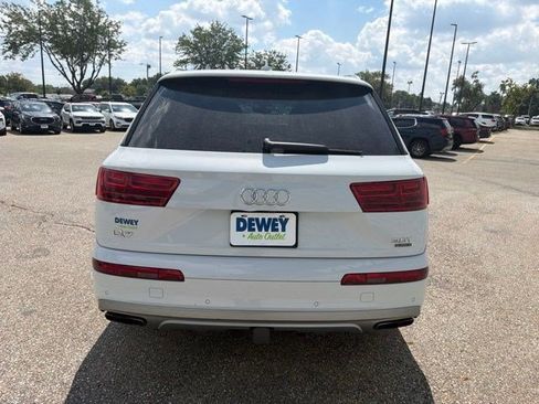 Used 2018 Audi Q7 3.0T Prestige AWD/4WD image 4