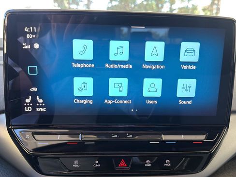 Certified 2024 Volkswagen ID.4 2WD image 21