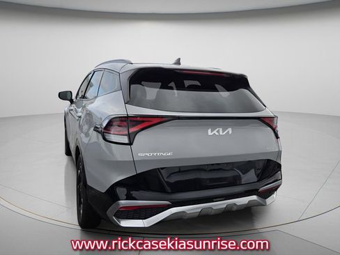 Used 2023 Kia Sportage SX image 6