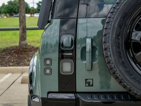 New 2026 Land Rover Defender 110 Trophy Edition AWD/4WD image 65