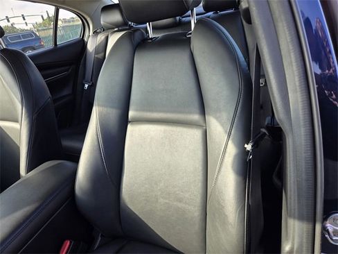 Used 2023 MAZDA MAZDA3 s image 18