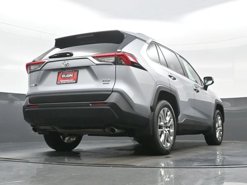 Used 2025 Toyota RAV4 XLE Premium w/ Weather Package AWD/4WD image 33