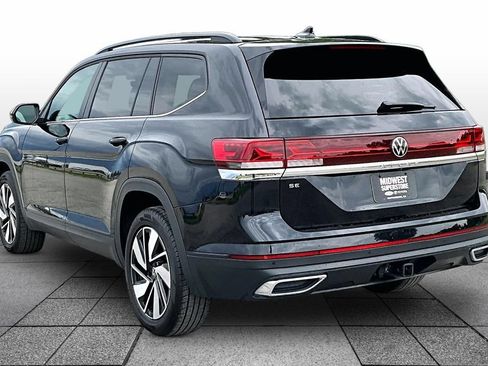 Used 2024 Volkswagen Atlas SE FWD image 10