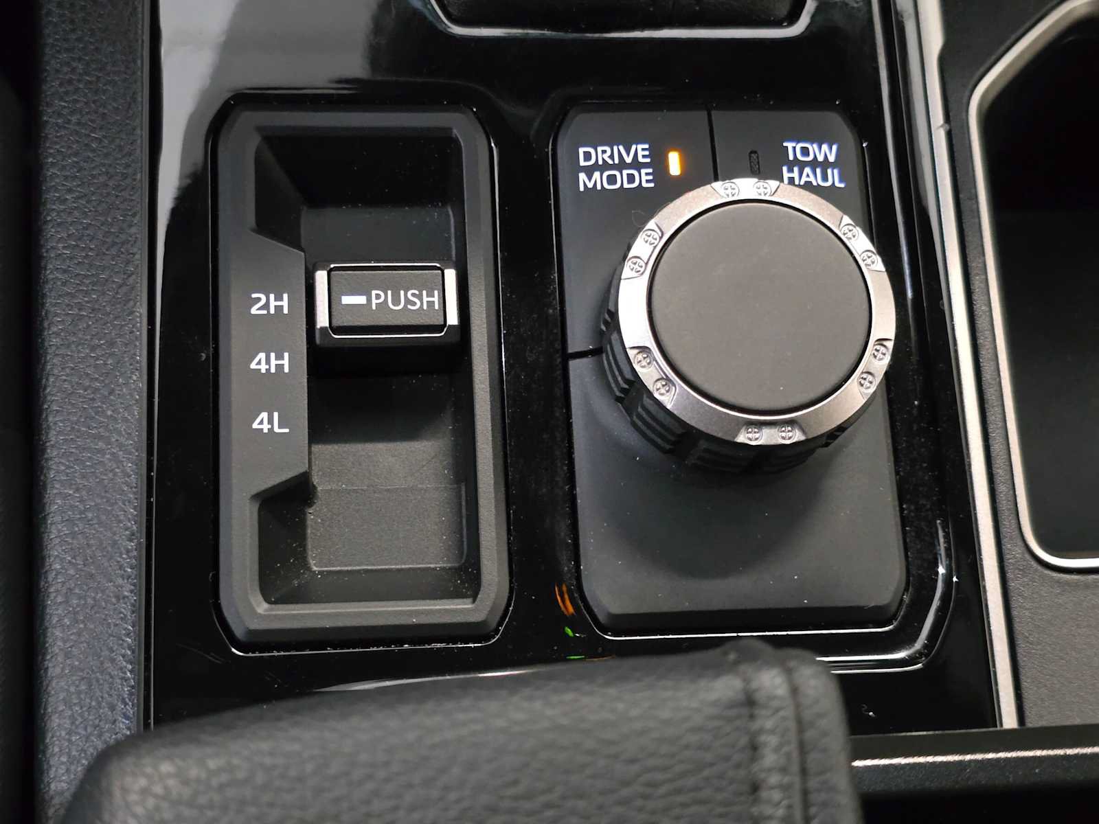 Certified 2025 Toyota Tundra SR5 AWD/4WD image 17