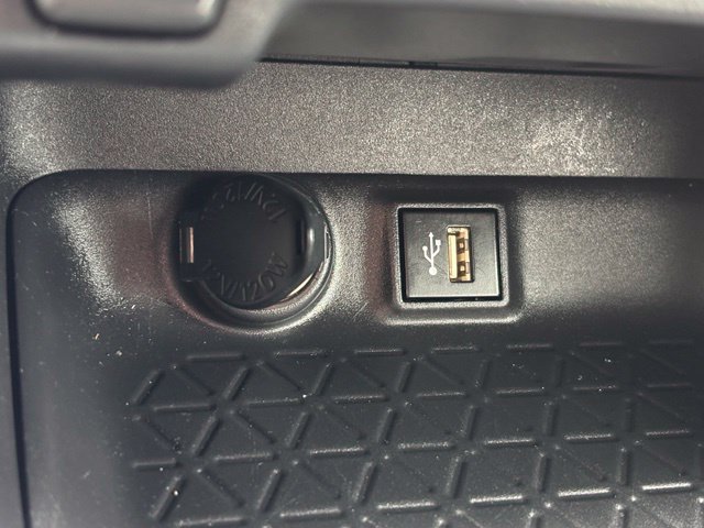 Used 2024 Toyota RAV4 XLE FWD image 36