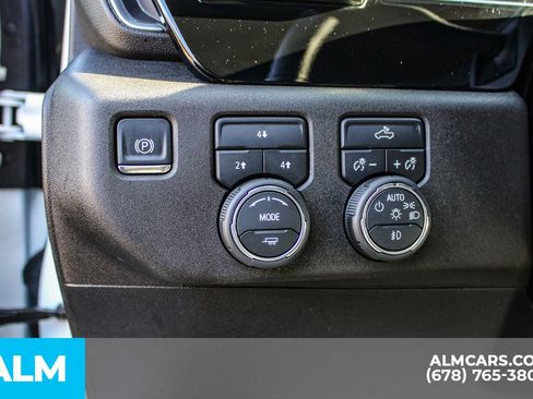 Used 2025 Chevrolet Silverado 2500 LT w/ Convenience Package AWD/4WD image 31