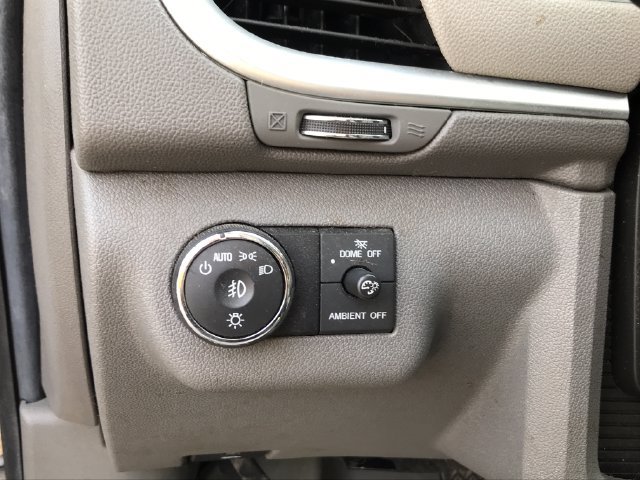 Used 2015 Chevrolet Traverse LTZ w/ LPO, 'HIT The Road' Package AWD/4WD image 7