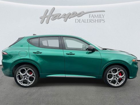 Used 2025 Alfa Romeo Tonale Tributo Italiano image 3