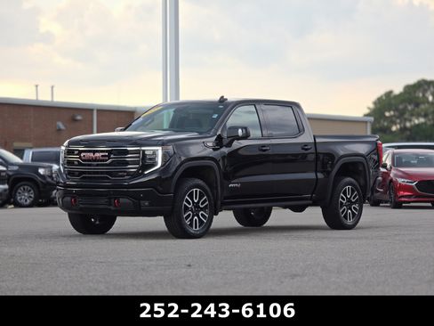 Used 2025 GMC Sierra 1500 AT4 w/ AT4 Premium Package AWD/4WD image 3