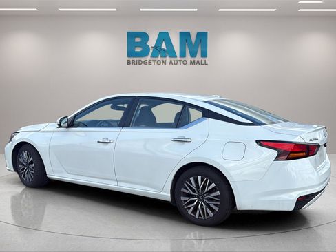 Used 2023 Nissan Altima 2.5 SV image 6