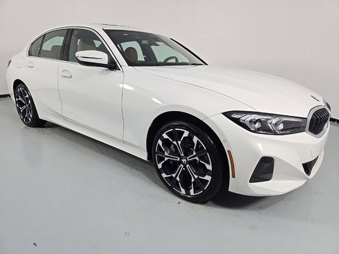 New 2026 BMW 330i xDrive Sedan w/ Premium Package image 7