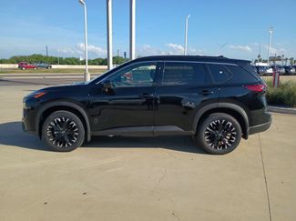 New 2026 Nissan Rogue Dark Armor AWD/4WD video 3