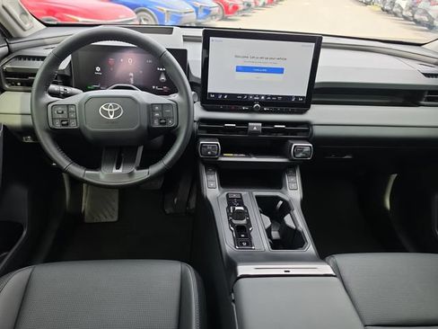 Used 2026 Toyota RAV4 Limited AWD/4WD image 10