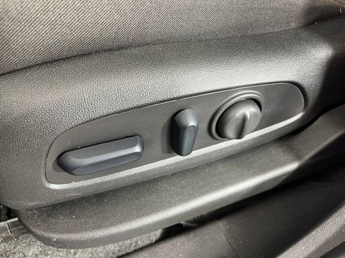 Certified 2024 Chevrolet Equinox LT AWD/4WD image 31