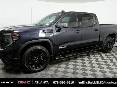 Used 2024 GMC Sierra 1500 Elevation image 2