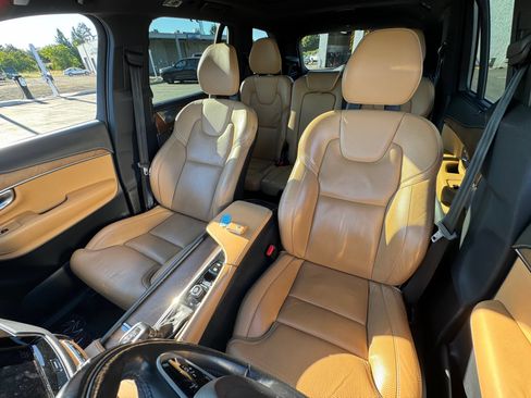 Used 2018 Volvo XC90 T6 Inscription w/ Convenience Package AWD/4WD image 23