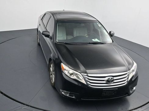 Used 2011 Toyota Avalon Limited FWD image 10