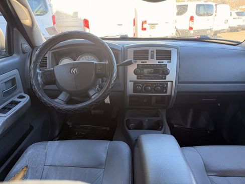 Used 2005 Dodge Dakota Laramie w/ Trailer Tow Group image 11