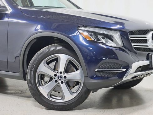 Used 2018 Mercedes-Benz GLC 300 GLC 300 4MATIC w/ Multimedia Package image 5