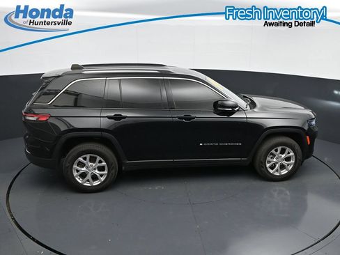 Used 2023 Jeep Grand Cherokee Limited RWD image 32