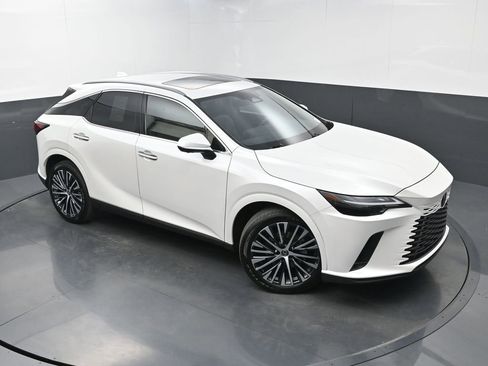 Used 2023 Lexus RX 350 Premium Plus w/ Cold Area Package image 32