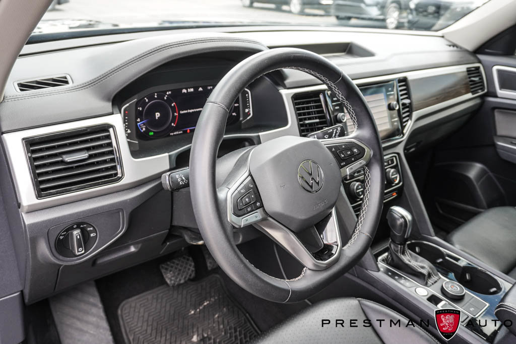 Used 2023 Volkswagen Atlas SE w/ Panoramic Sunroof Package AWD/4WD image 13