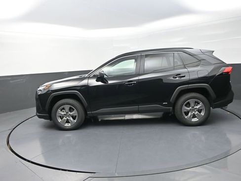 Used 2025 Toyota RAV4 LE image 42