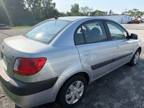 Used 2007 Kia Rio LX FWD image 5