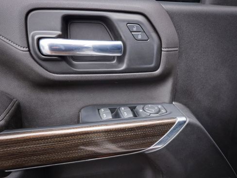 Used 2023 Chevrolet Silverado 2500 LT image 16