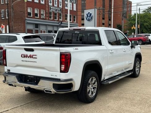 Used 2025 GMC Sierra 1500 SLE w/ X31 Off-Road Package AWD/4WD image 5