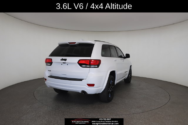Used 2020 Jeep Grand Cherokee Altitude AWD/4WD image 17