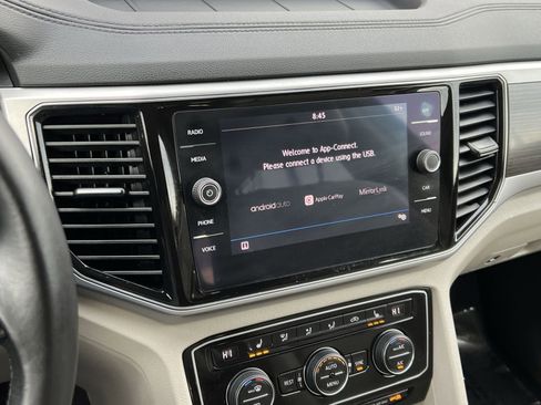 Used 2018 Volkswagen Atlas SEL image 18