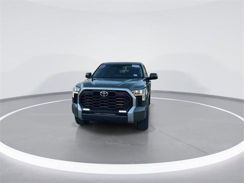 Used 2023 Toyota Tundra Limited image 2