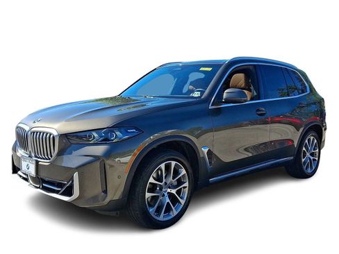 Used 2024 BMW X5 xDrive40i w/ Premium Package AWD/4WD image 3