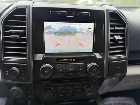 Used 2018 Ford F150 XLT w/ Equipment Group 302A Luxury AWD/4WD image 16