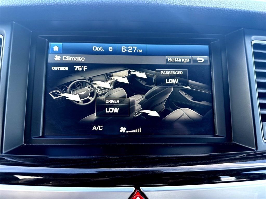 Used 2017 Genesis G80 3.8 RWD image 13