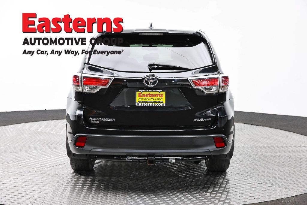 Used 2016 Toyota Highlander XLE AWD/4WD image 8