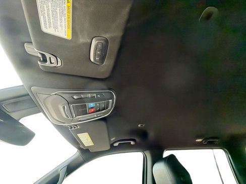Used 2024 Jeep Wagoneer Series II w/ Flexible Seating Group RWD image 16