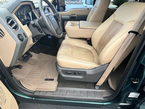 Used 2011 Ford F250 Lariat w/ FX4 Off Road Pkg image 11