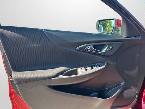 Used 2025 Chevrolet Malibu RS w/ LPO, Floor Liner Package image 21