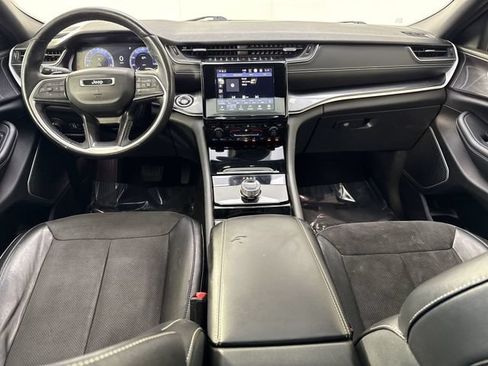 Used 2022 Jeep Grand Cherokee L Laredo AWD/4WD image 24