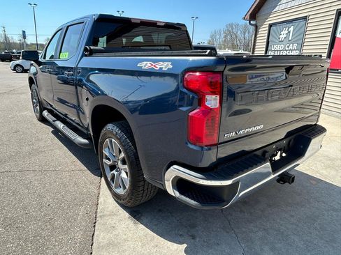 Used 2021 Chevrolet Silverado 1500 LT w/ Bed Protection Package AWD/4WD image 7