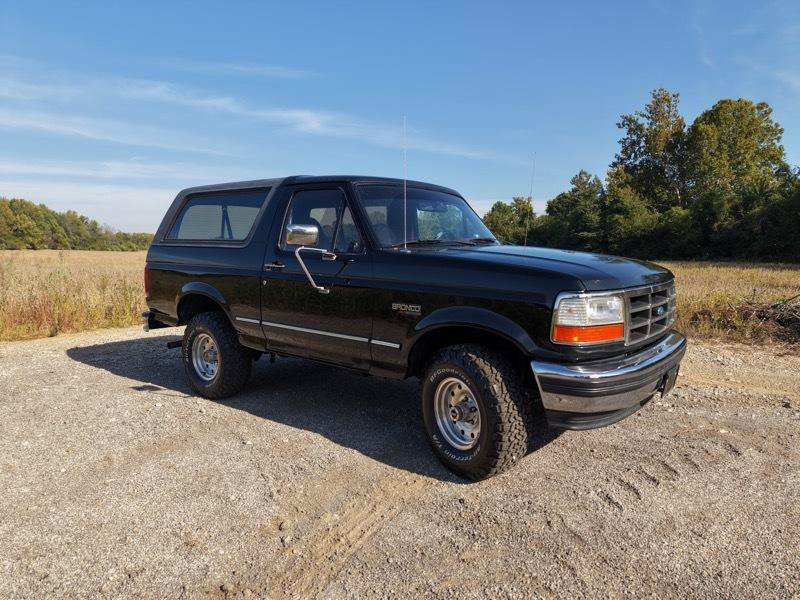 Used 1995 Ford Bronco XLT AWD/4WD image 6