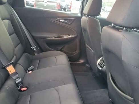 Used 2020 Chevrolet Malibu LT image 14