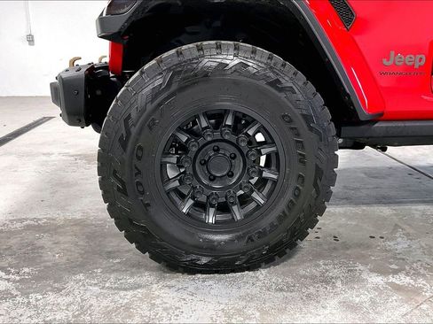 Used 2023 Jeep Wrangler Unlimited Rubicon 392 w/ Xtreme Recon 35" Tire Package image 11