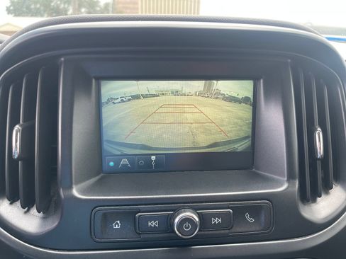 Used 2018 Chevrolet Colorado W/T w/ WT Convenience Package RWD image 34
