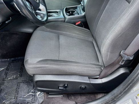 Used 2017 Dodge Charger R/T RWD image 18