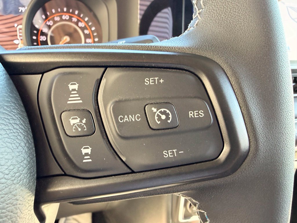 Used 2026 Jeep Wrangler Rubicon w/ Steel Bumper Group AWD/4WD image 34