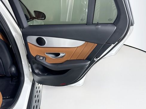 Certified 2022 Mercedes-Benz GLC 300 image 27